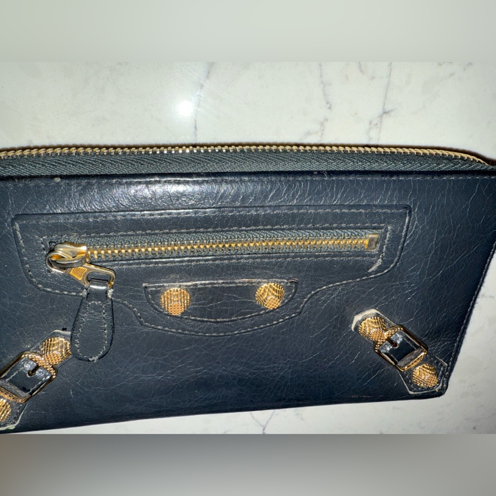 Balenciaga Black Leather CityWallet with Gold Accents - Picture 4 of 9